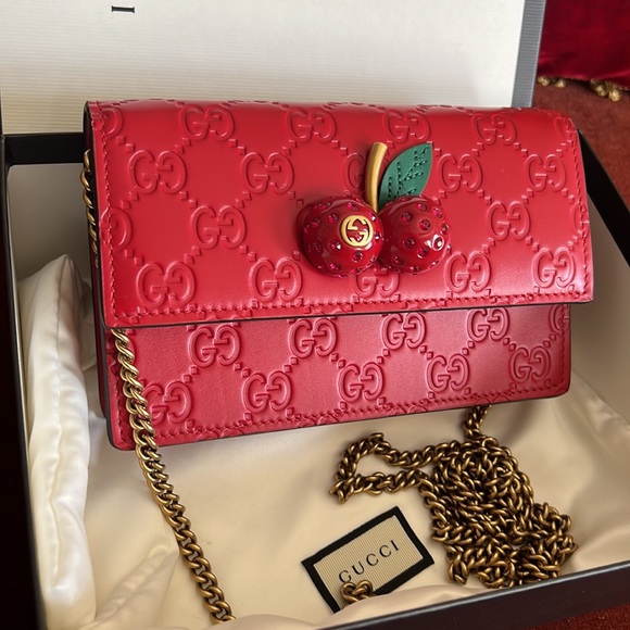 Authentic Gucci Guccissima cherries limited edition bag - Picture 13 of 13